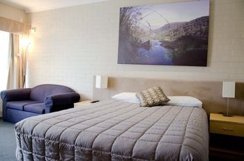 Baybrook Motor Inn & Apartments - Surfers Paradise Gold Coast 11