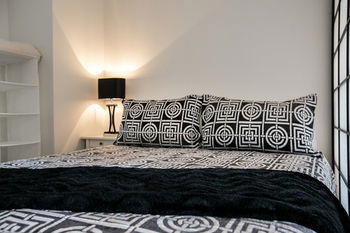Newtown Mews - Surfers Paradise Gold Coast 9