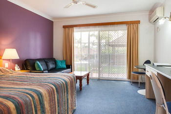 Forresters Beach Resort - Surfers Paradise Gold Coast 3