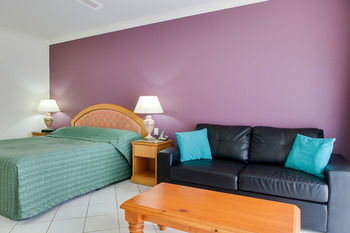 Forresters Beach Resort - Surfers Paradise Gold Coast 17