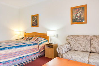Forresters Beach Resort - Surfers Paradise Gold Coast 18