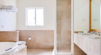 Forresters Beach Resort - Surfers Paradise Gold Coast 23