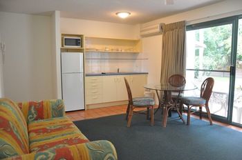 Chez Noosa Resort Motel - Surfers Paradise Gold Coast 15