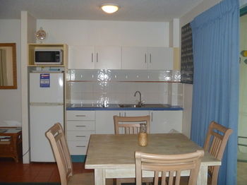Chez Noosa Resort Motel - Surfers Paradise Gold Coast 16