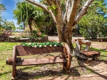 Tanglewood Gardens - Surfers Paradise Gold Coast 10
