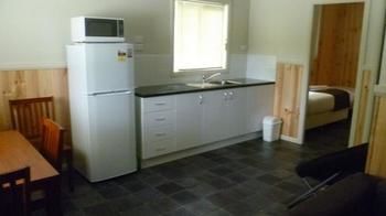 Lithgow Tourist And Van Park - Surfers Paradise Gold Coast 6