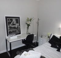 Airport Hotel Sydney - Surfers Paradise Gold Coast