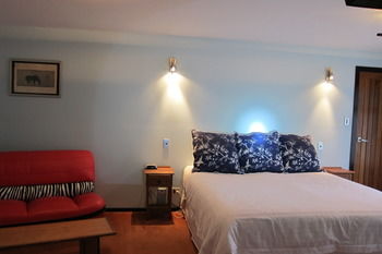 Cherryblossom B&B - Surfers Paradise Gold Coast 28