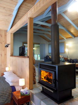 Treetops Accommodation Montville - Surfers Paradise Gold Coast 86