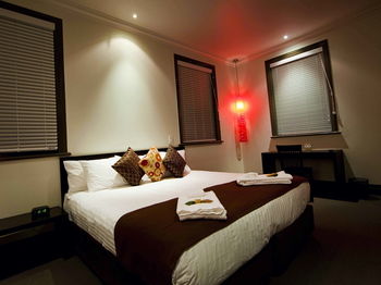 Burwood Inn Merewether - Surfers Paradise Gold Coast 3