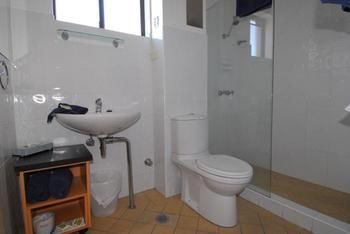 Sands Hotel, Maroubra - Surfers Paradise Gold Coast 5