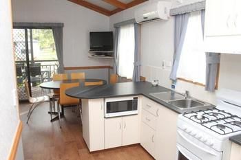 Big4 Swan Hill - Caravan Park - Surfers Paradise Gold Coast 8