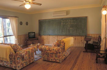 Woollamia Village Retreat - Surfers Paradise Gold Coast 23