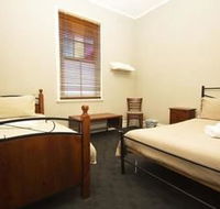 Pedenaposs Hotel - Surfers Paradise Gold Coast