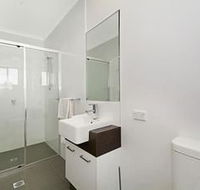 Cooroy Luxury Motel Apartments Noosa - Surfers Paradise Gold Coast