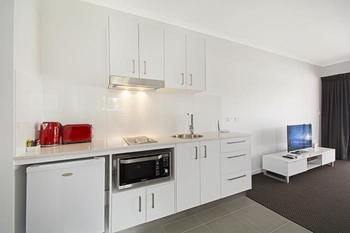 Cooroy Luxury Motel Apartments Noosa - Surfers Paradise Gold Coast 15
