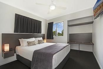 Cooroy Luxury Motel Apartments Noosa - Surfers Paradise Gold Coast 17
