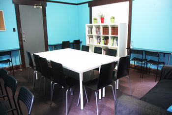 OziHouse South Yarra - Surfers Paradise Gold Coast 2