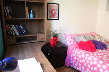 OziHouse South Yarra - Surfers Paradise Gold Coast 9