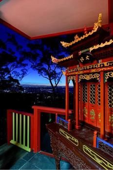 Mt Dandenong Imperial Retreat - Surfers Paradise Gold Coast 4