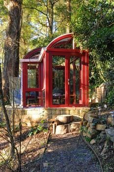 Mt Dandenong Imperial Retreat - Surfers Paradise Gold Coast 7