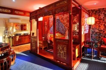 Mt Dandenong Imperial Retreat - Surfers Paradise Gold Coast 15
