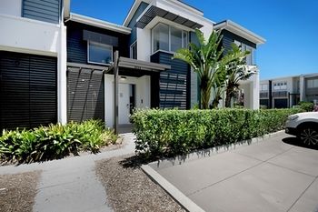 Magenta Studio Room - Surfers Paradise Gold Coast 0
