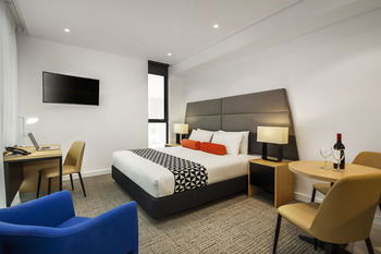 Quest St Leonards - Surfers Paradise Gold Coast 2