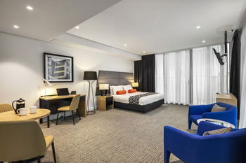 Quest St Leonards - Surfers Paradise Gold Coast 4
