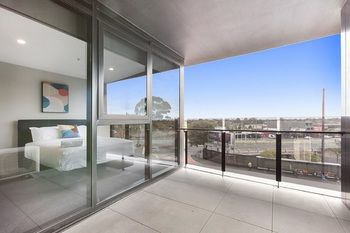 Bayside Towers Serviced Apartments - Surfers Paradise Gold Coast 7