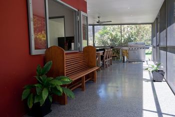 Moonee Beach Executive Retreat - Surfers Paradise Gold Coast 11