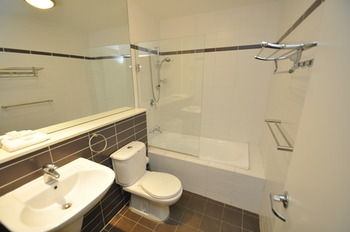 Camperdown 11 Briggs Furnished Apartment - Surfers Paradise Gold Coast 1