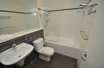 Camperdown 11 Briggs Furnished Apartment - Surfers Paradise Gold Coast 2