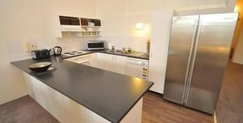 Camperdown 517 MIS Furnished Apartment - Surfers Paradise Gold Coast 4