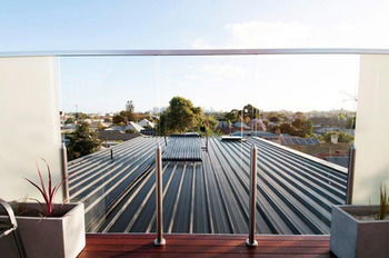 Position Perfect - Surfers Paradise Gold Coast 0
