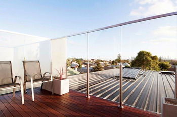 Position Perfect - Surfers Paradise Gold Coast 1