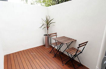 Position Perfect - Surfers Paradise Gold Coast 31