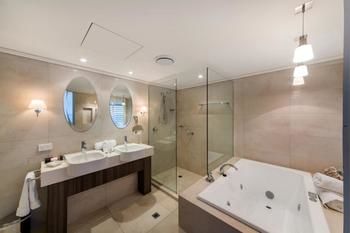 Hastings Park Noosa - Surfers Paradise Gold Coast 9