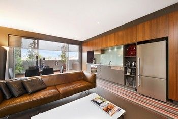 Melbourne Funky 1 Bed Modern Apartment 6 Madk - Surfers Paradise Gold Coast 6