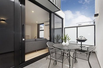 Windsor Townhouse Villa - Surfers Paradise Gold Coast 2
