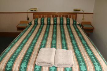 The Hermitage Motel - Surfers Paradise Gold Coast 11