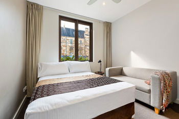 Sydney Space - Surfers Paradise Gold Coast 15