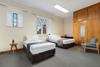 Sydney Space - Surfers Paradise Gold Coast 22