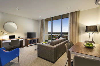 Quest Dandenong Central - Surfers Paradise Gold Coast 13
