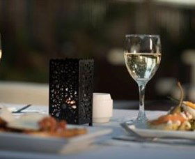Waterloo Bay Hotel - Surfers Paradise Gold Coast 2