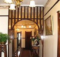 AAA-Ye Olde Post Office Cottage-Smithton - Surfers Paradise Gold Coast