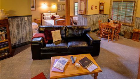 Trawool Cottages & Farmstay - Surfers Paradise Gold Coast 6