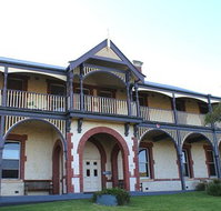 Oceanic Sorrento - Whitehall Guesthouse - Surfers Paradise Gold Coast