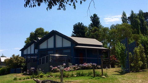 Ainsworth Estate - Surfers Paradise Gold Coast 2