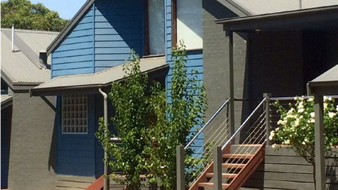 Ainsworth Estate - Surfers Paradise Gold Coast 5